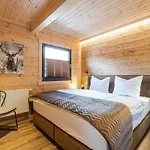 Holiday home Bergwaldchalet Tierfreund *