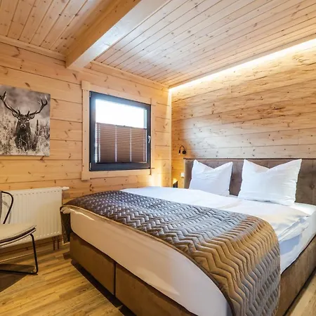 Feriehus Bergwaldchalet Tierfreund *